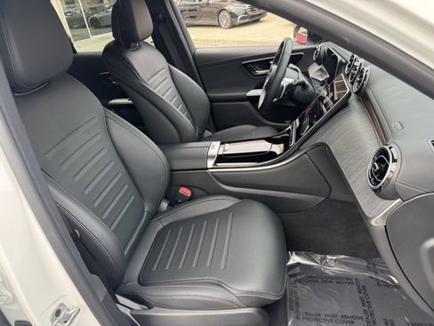 Used 2025 Mercedes-Benz GLC 300 4MATIC image 6