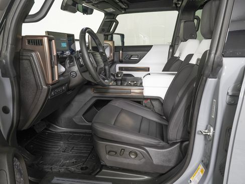 Used 2024 GMC Hummer EV 3X image 14