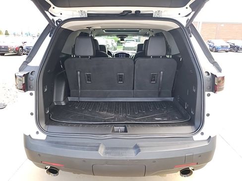 Used 2020 Chevrolet Traverse RS image 59