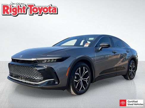 Certified 2023 Toyota Crown AWD/4WD image 1
