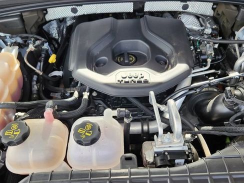 Used 2024 Jeep Grand Cherokee Limited 4xe image 18