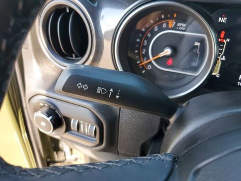 Used 2021 Jeep Wrangler Unlimited Sport AWD/4WD image 20