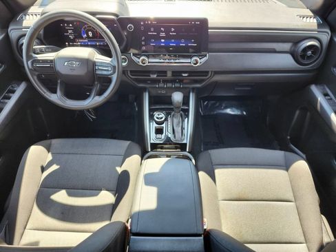 Used 2024 Chevrolet Colorado Trail Boss w/ Advanced Trailering Package AWD/4WD image 10