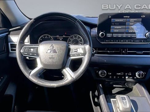 Used 2022 Mitsubishi Outlander SE AWD/4WD image 5