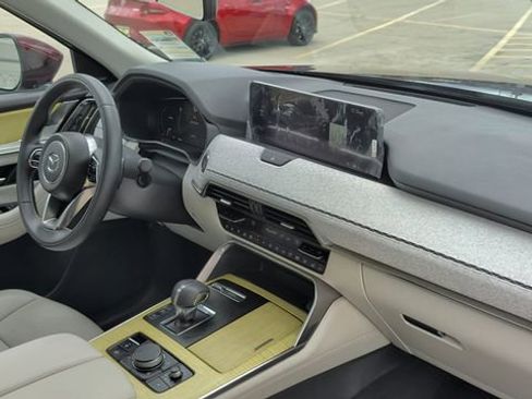 Certified 2026 MAZDA CX-90 3.3 Turbo S w/ Premium Plus AWD/4WD image 11
