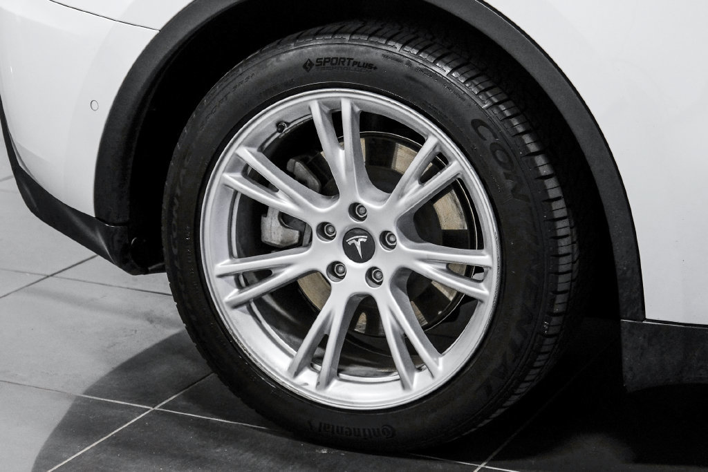 Used 2023 Tesla Model Y Long Range AWD/4WD image 65