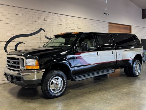 Used 2001 Ford F350 Lariat image 12