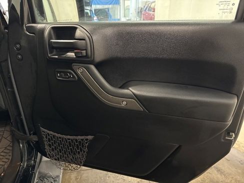 Used 2016 Jeep Wrangler Unlimited Sport w/ Quick Order Package 24S image 28