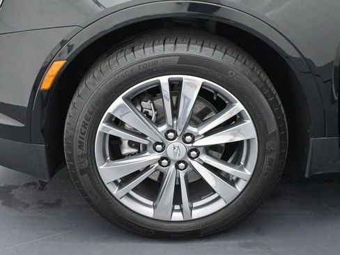 Used 2025 Cadillac XT5 Premium Luxury AWD/4WD image 40