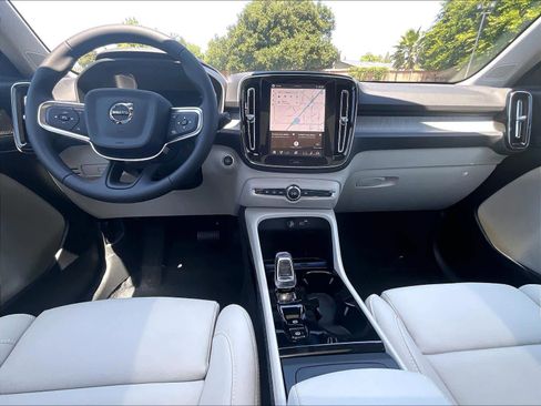 New 2026 Volvo XC40 B5 Plus w/ Protection Package Premier AWD/4WD image 7