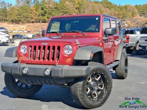 Used 2013 Jeep Wrangler Unlimited Sport image 1