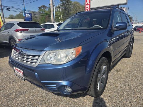 Used 2009 Subaru Forester 2.5XT Limited AWD/4WD image 3