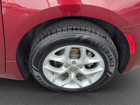 Used 2017 Chrysler Pacifica Touring-L Plus image 11