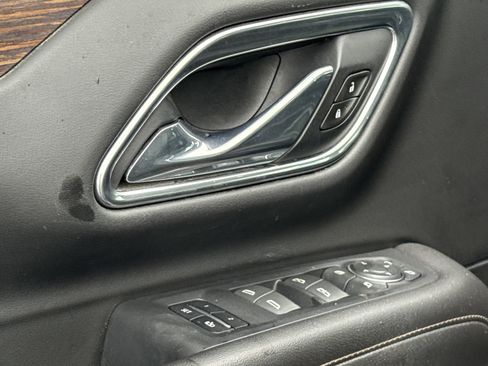 Used 2021 Chevrolet Tahoe High Country w/ Premium Package image 15