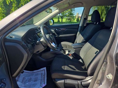 Used 2019 Nissan Rogue S w/ Special Edition Package AWD/4WD image 11