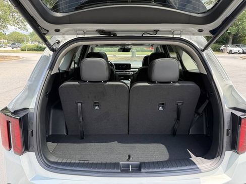 Certified 2026 Kia Sorento EX w/ EX Premium Package FWD image 49