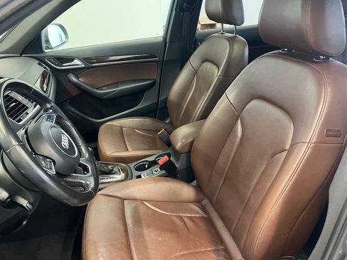 Used 2017 Audi Q3 2.0T Premium Plus w/ Premium Plus Package image 4