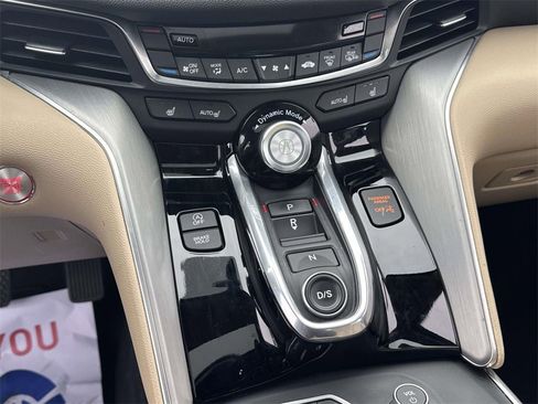 Used 2022 Acura TLX image 31