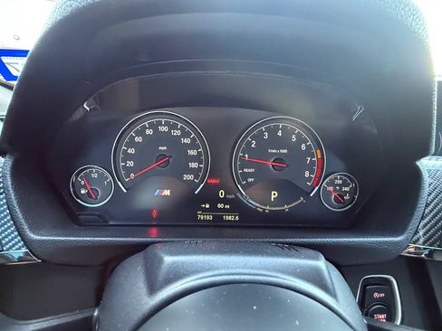 Used 2015 BMW M4 Convertible RWD image 43