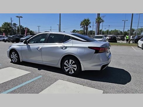 Used 2023 Nissan Altima 2.5 S image 23