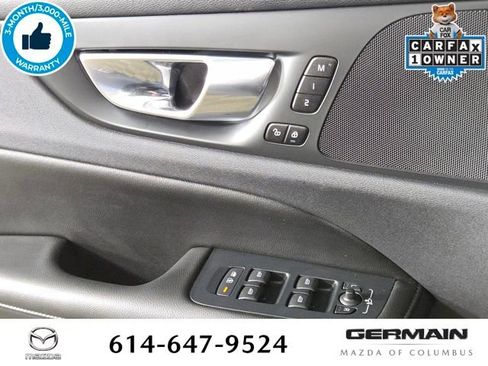 Used 2022 Volvo S60 B5 Momentum image 28