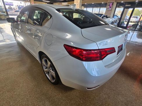 Used 2015 Acura ILX 4dr Sdn 2.0L image 5