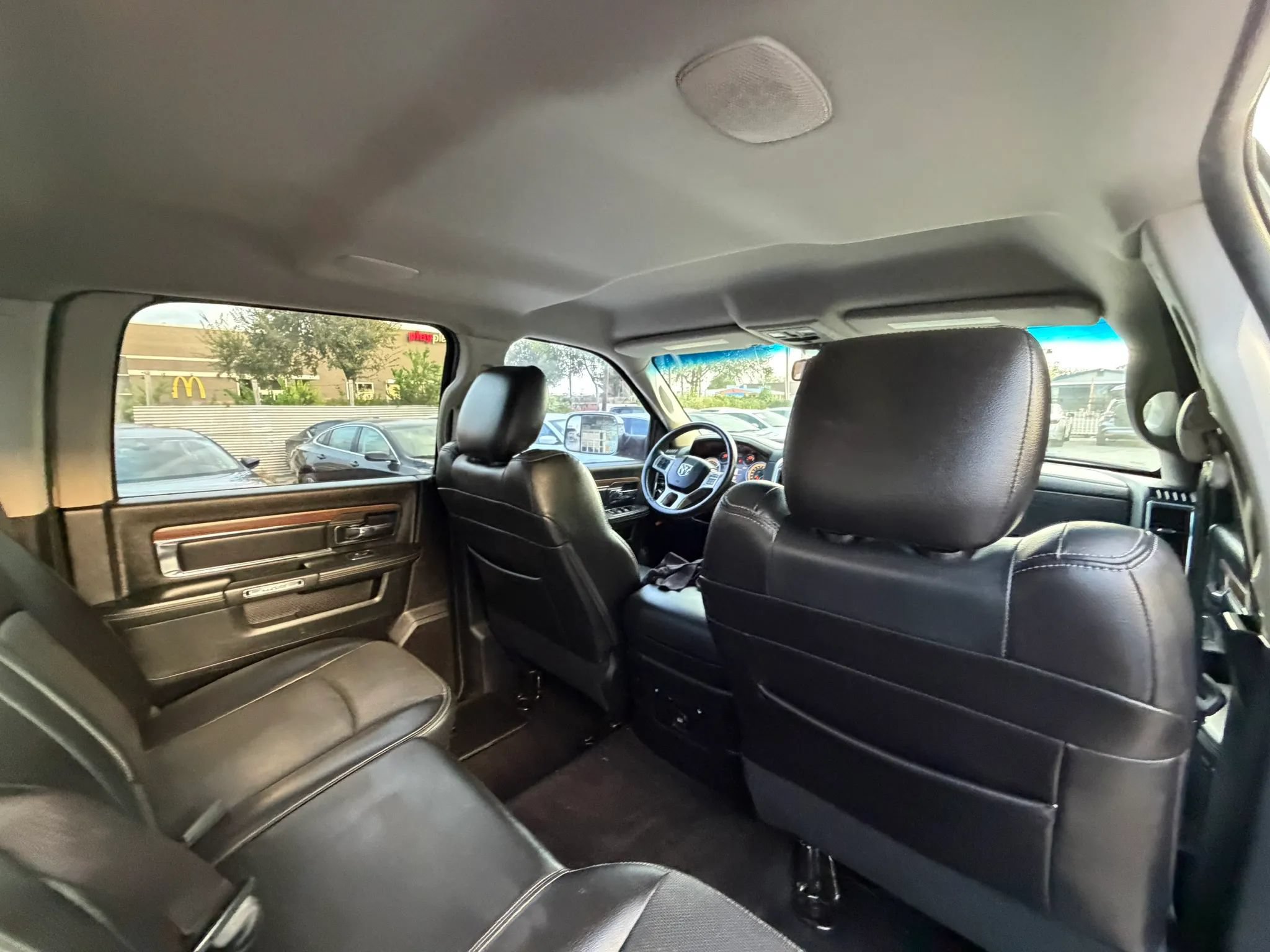 Used 2016 RAM 1500 Laramie w/ Convenience Group AWD/4WD image 14