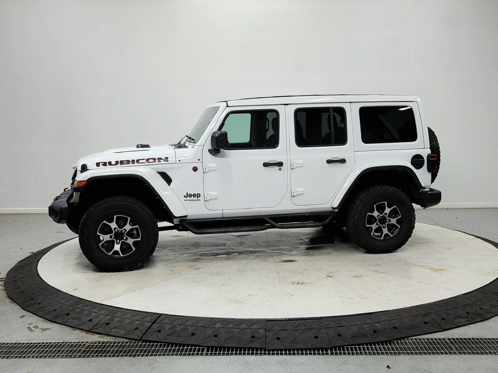 Used 2022 Jeep Wrangler Unlimited Rubicon w/ LED Lighting Group AWD/4WD image 5