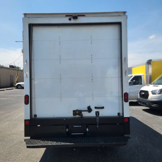Used 2022 Ford Transit 350 DRW RWD image 9
