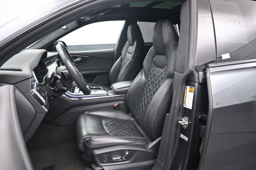 Used 2023 Audi SQ8 Prestige AWD/4WD image 23