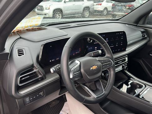 Certified 2024 Chevrolet Traverse LT w/ LPO, Floor Liner Package image 24