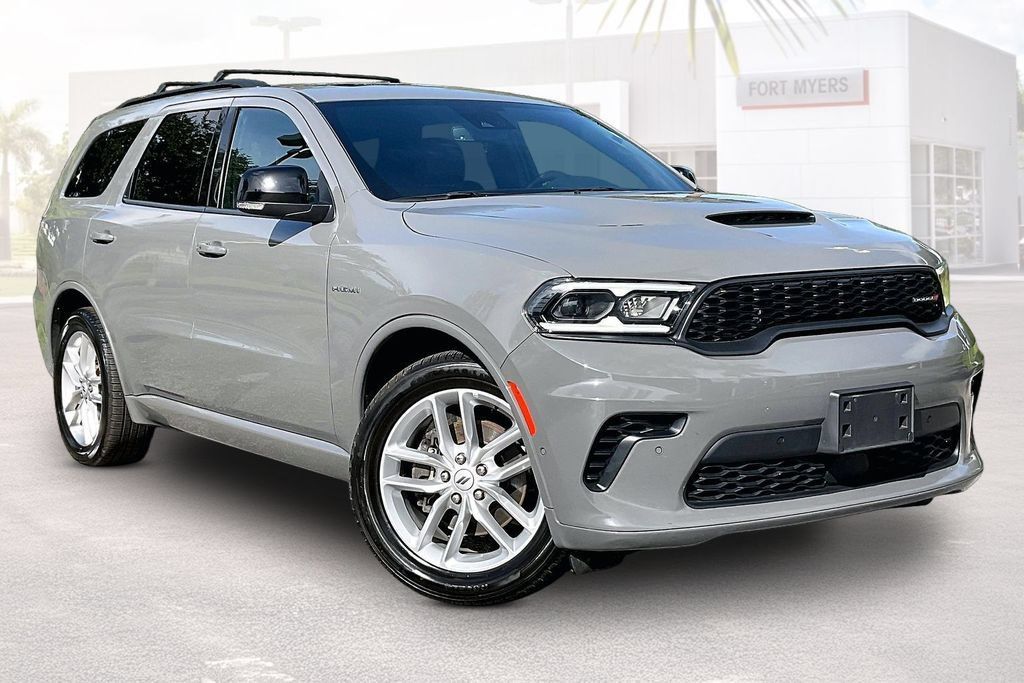 Used 2025 Dodge Durango R/T AWD/4WD image 1