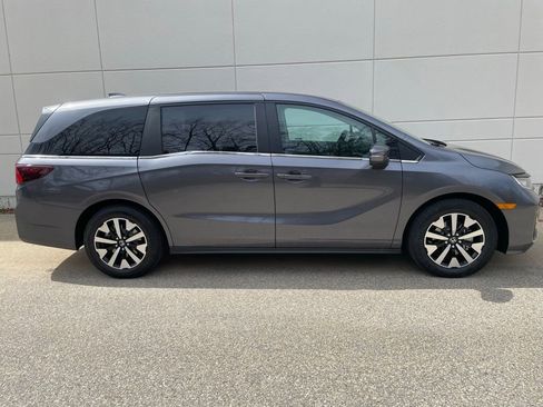 New 2026 Honda Odyssey EX-L image 5