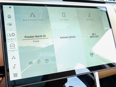 New 2026 Land Rover Range Rover SE AWD/4WD image 36