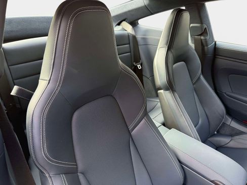 Used 2025 Porsche 911 Carrera GTS image 30