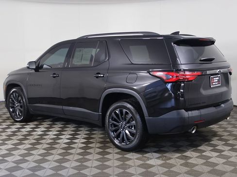 Used 2023 Chevrolet Traverse RS AWD/4WD image 13
