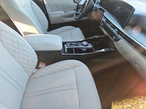 Certified 2026 Kia Sorento SX Prestige image 6