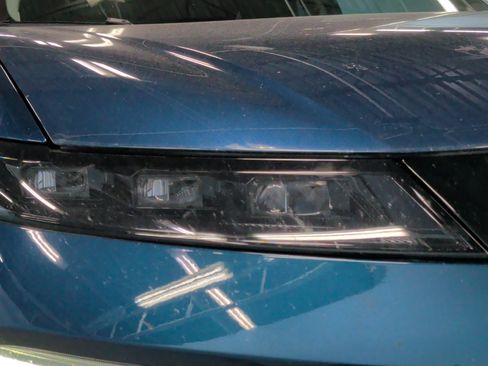 Used 2025 Nissan Murano SL AWD/4WD image 3