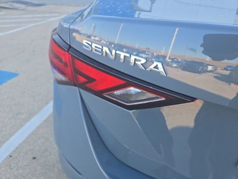Used 2024 Nissan Sentra SV FWD image 9