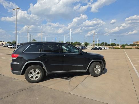 Used 2014 Jeep Grand Cherokee Laredo w/ Quick Order Package 23E RWD image 2