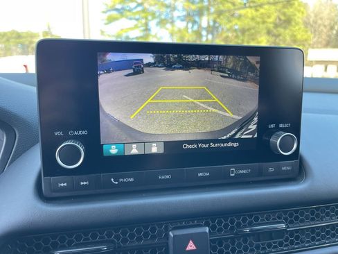 Certified 2025 Honda HR-V LX image 14