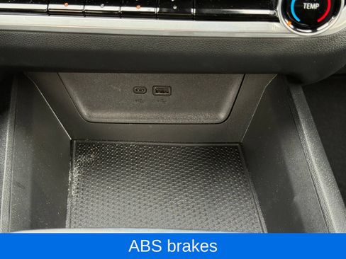 Used 2026 Chevrolet Equinox LT AWD/4WD image 31