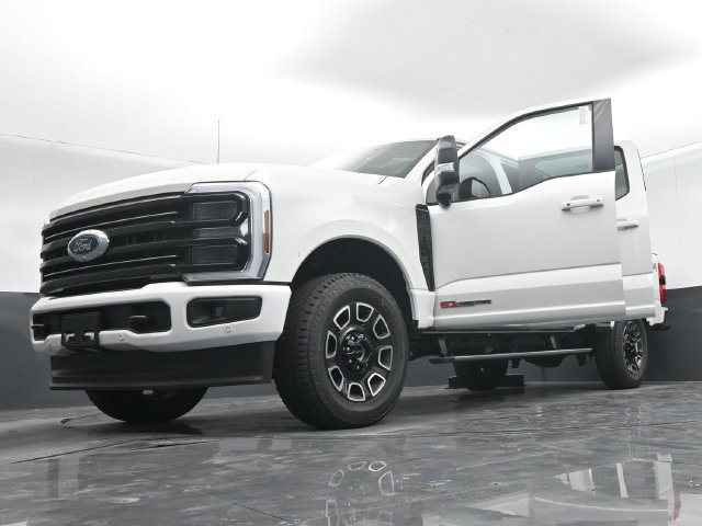 Certified 2025 Ford F250 Platinum AWD/4WD image 72