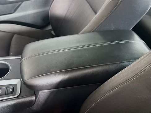 Used 2020 Nissan Altima 2.5 SV FWD image 18