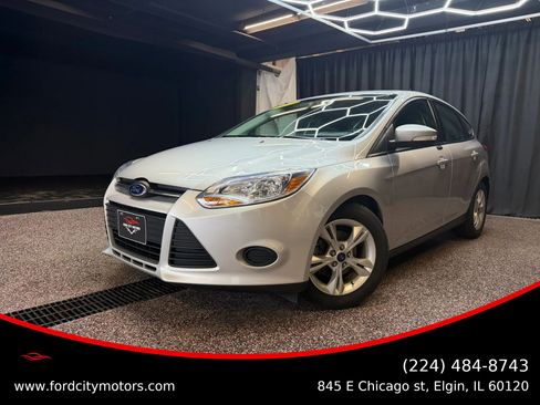 Used 2014 Ford Focus SE image 1