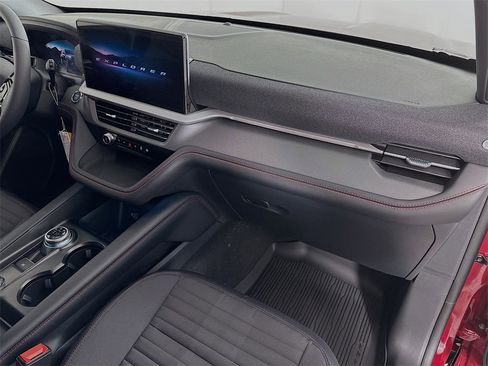 New 2026 Ford Explorer ST-Line w/ ST-Line Street Pack image 31