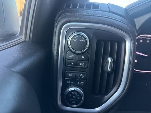Used 2020 GMC Sierra 1500 SLT image 12