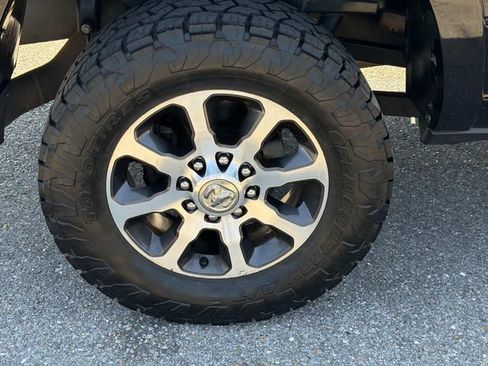 Used 2024 RAM 2500 Limited w/ Safety Group AWD/4WD image 5
