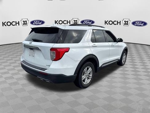 Used 2020 Ford Explorer XLT w/ Equipment Group 202A AWD/4WD image 8