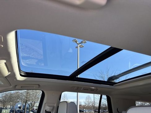 Used 2024 GMC Yukon Denali w/ Max Trailering Package image 23